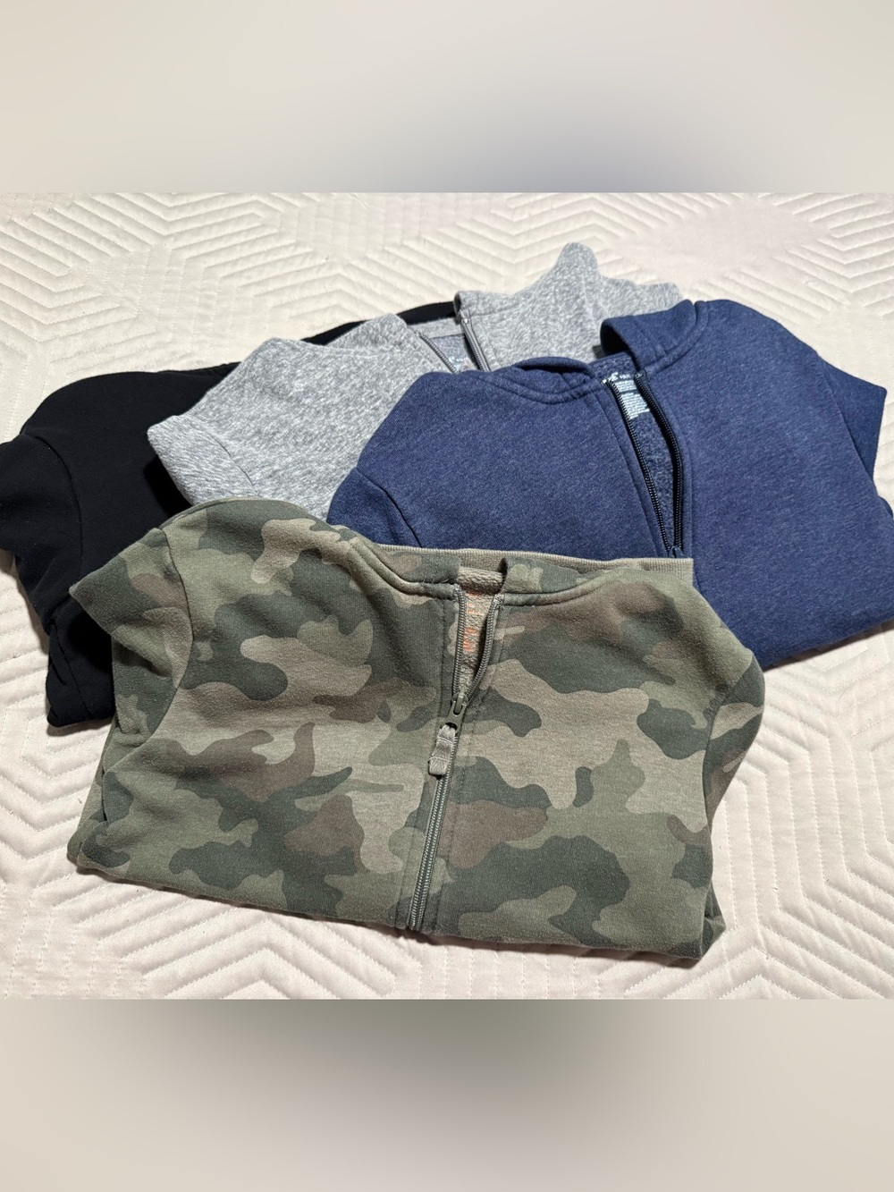 Four Cat & Jack Zip up Hoodies Boys Size Small